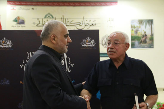 أهل المقام توقيع بالحب والحبر بقلم الشاعر علي عباس أهل المقام توقيع بالحب والحبر بقلم الشاعر علي عباس