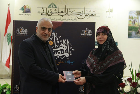 أهل المقام توقيع بالحب والحبر بقلم الشاعر علي عباس أهل المقام توقيع بالحب والحبر بقلم الشاعر علي عباس
