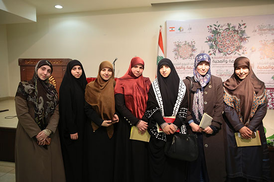 المحبة والرحمة امسية المولد للفائزين بمسابقة قصور الجنان الشعرية المحبة والرحمة امسية المولد للفائزين بمسابقة قصور الجنان الشعرية