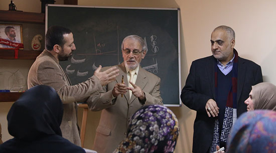 مركز المطالعة ومحترف ابداع يطلقان سلسلة دورات الخط العربي في حارة حريك مركز المطالعة ومحترف ابداع يطلقان سلسلة دورات الخط العربي في حارة حريك