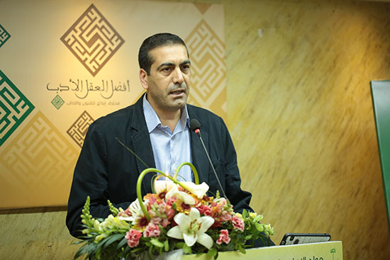 مولد علي يجمع شعراء وموهوبين لبنانين وعرب وافارقة في حارة حريك مولد علي يجمع شعراء وموهوبين لبنانين وعرب وافارقة في حارة حريك