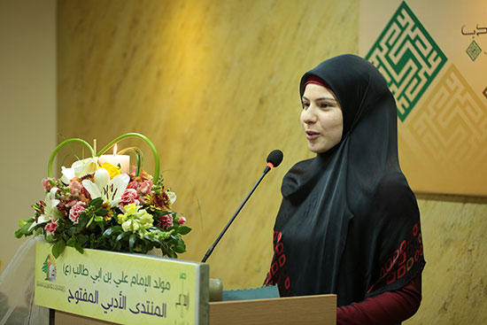 مولد علي يجمع شعراء وموهوبين لبنانين وعرب وافارقة في حارة حريك مولد علي يجمع شعراء وموهوبين لبنانين وعرب وافارقة في حارة حريك