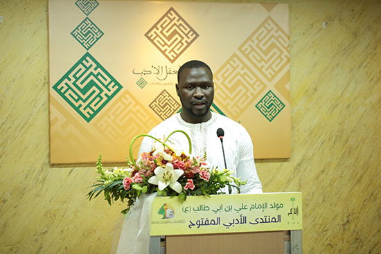 مولد علي يجمع شعراء وموهوبين لبنانين وعرب وافارقة في حارة حريك مولد علي يجمع شعراء وموهوبين لبنانين وعرب وافارقة في حارة حريك