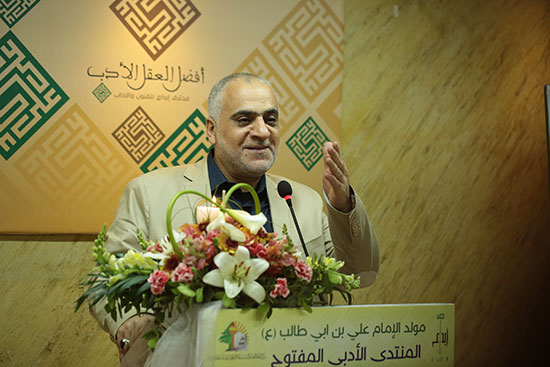 مولد علي يجمع شعراء وموهوبين لبنانين وعرب وافارقة في حارة حريك مولد علي يجمع شعراء وموهوبين لبنانين وعرب وافارقة في حارة حريك