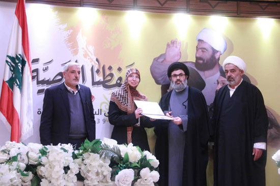 صفي الدين كرّم الفائزين والمشاركين بجائزة شيخ الشهداء في جبشيت صفي الدين كرّم الفائزين والمشاركين بجائزة شيخ الشهداء في جبشيت