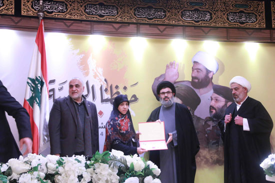 صفي الدين كرّم الفائزين والمشاركين بجائزة شيخ الشهداء في جبشيت صفي الدين كرّم الفائزين والمشاركين بجائزة شيخ الشهداء في جبشيت