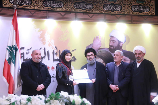 صفي الدين كرّم الفائزين والمشاركين بجائزة شيخ الشهداء في جبشيت صفي الدين كرّم الفائزين والمشاركين بجائزة شيخ الشهداء في جبشيت