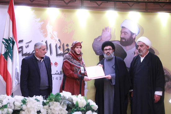 صفي الدين كرّم الفائزين والمشاركين بجائزة شيخ الشهداء في جبشيت صفي الدين كرّم الفائزين والمشاركين بجائزة شيخ الشهداء في جبشيت